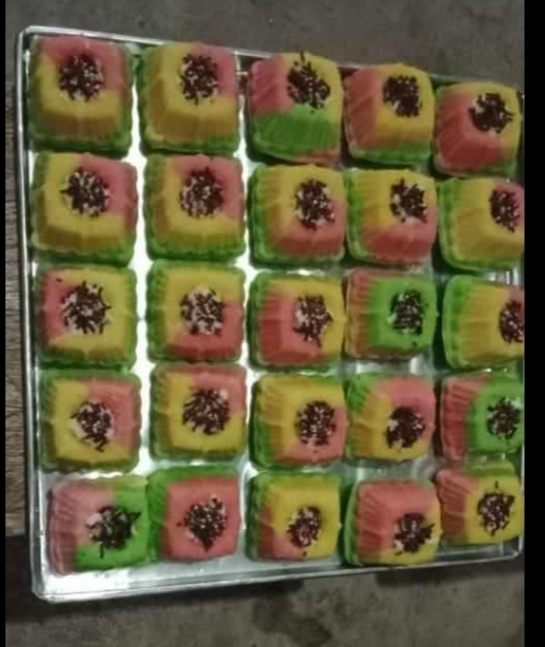 Kue Putu Ayu Warna - Warni (Pre Order)